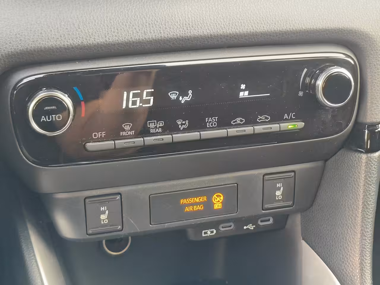 Mazda 2 Hybrid 1.5 Centre-line uit 2025 Rijklaar “Sinds 1970 | 5.000+ reviews | Score 9, 5 | Service zoal
