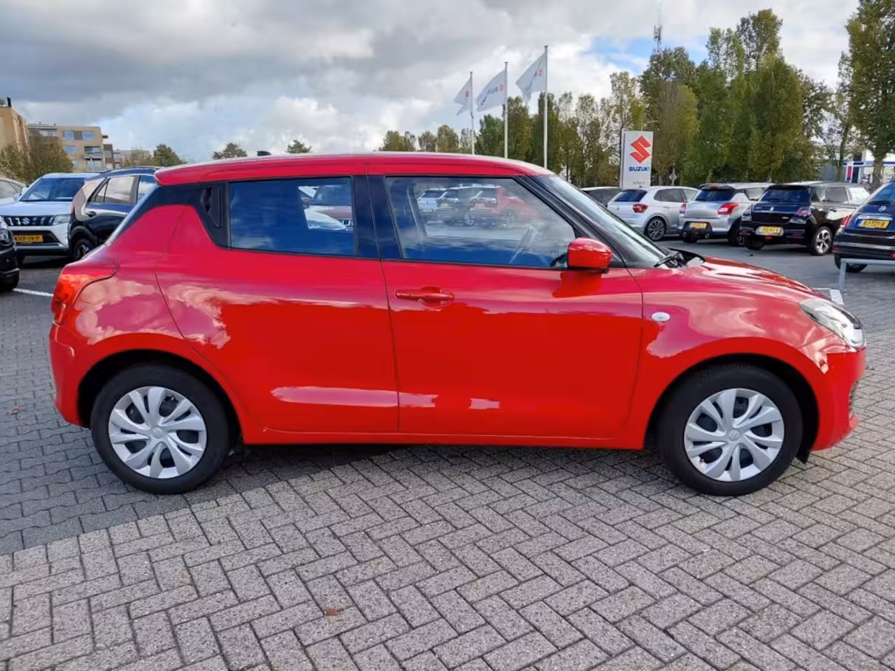 Suzuki Swift 1.2 COMFORT DAB+ ADDAPTIVE CRUISECONTROL BLUETOOTH