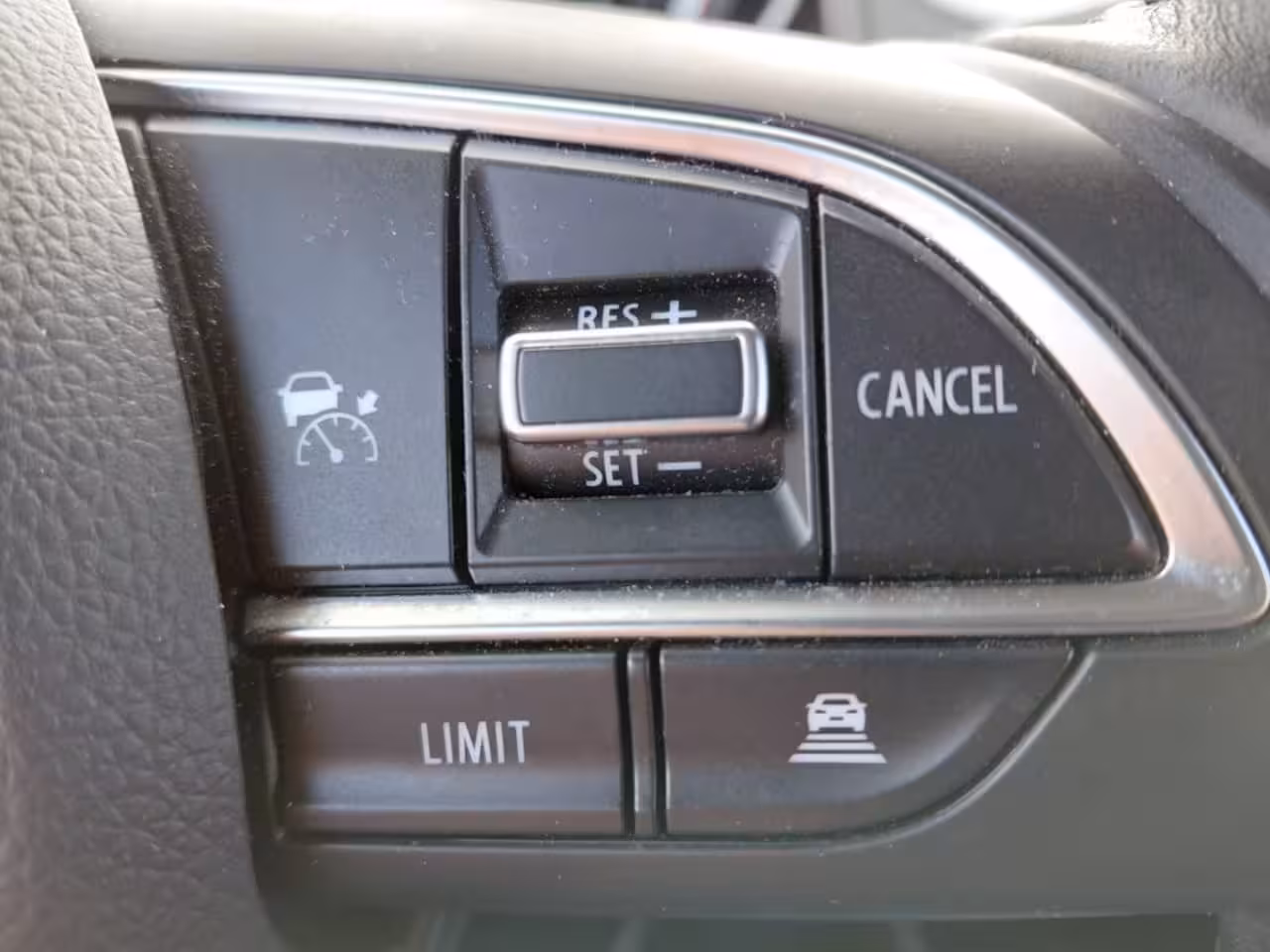 Suzuki Swift 1.2 COMFORT DAB+ ADDAPTIVE CRUISECONTROL BLUETOOTH