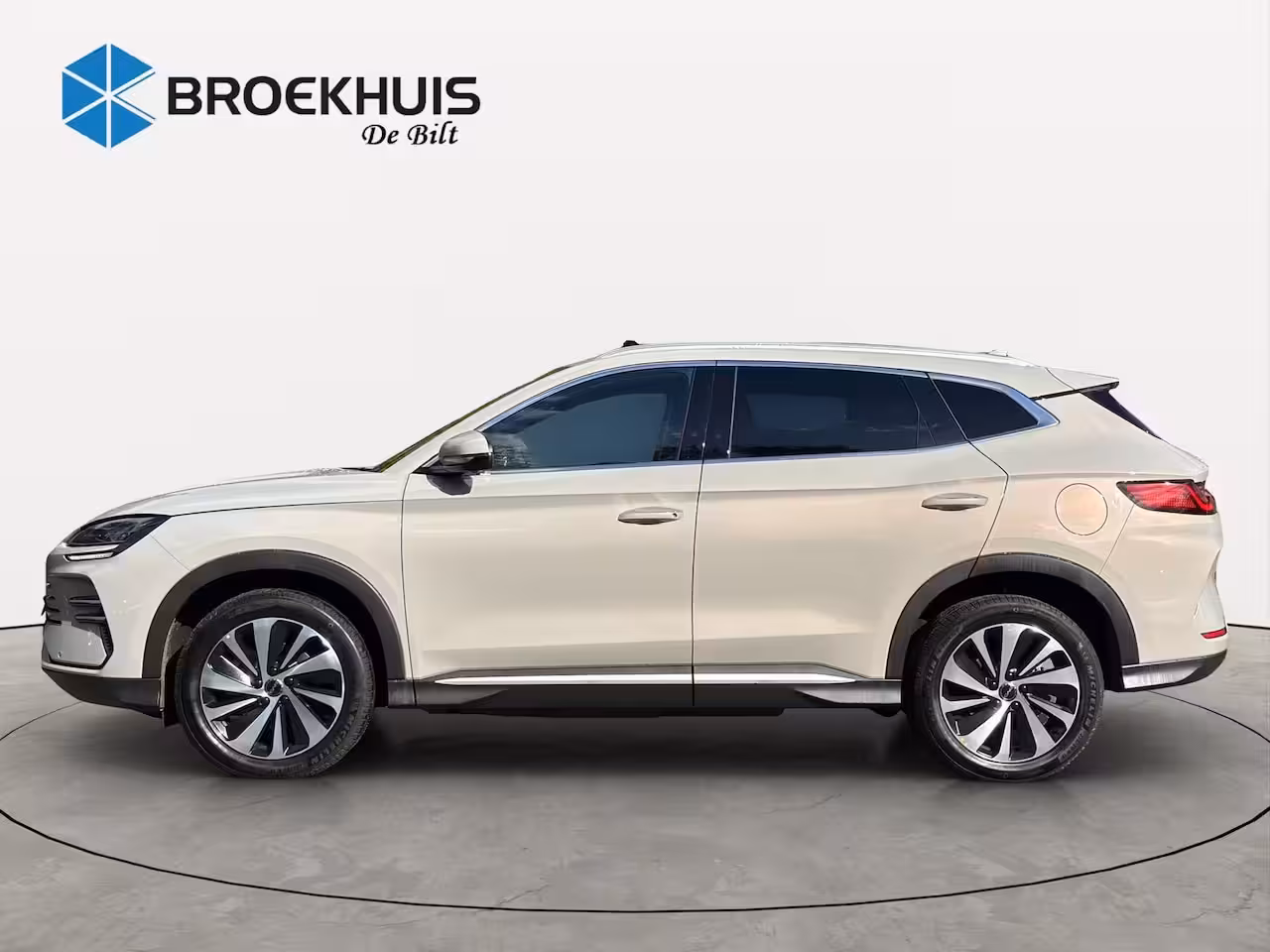 BYD Seal U 1.5 DM-i FWD Comfort | PANODAK | ADAPTIVE CRUISE | STOEL VERWARMING + VERKOELING | DODE HO