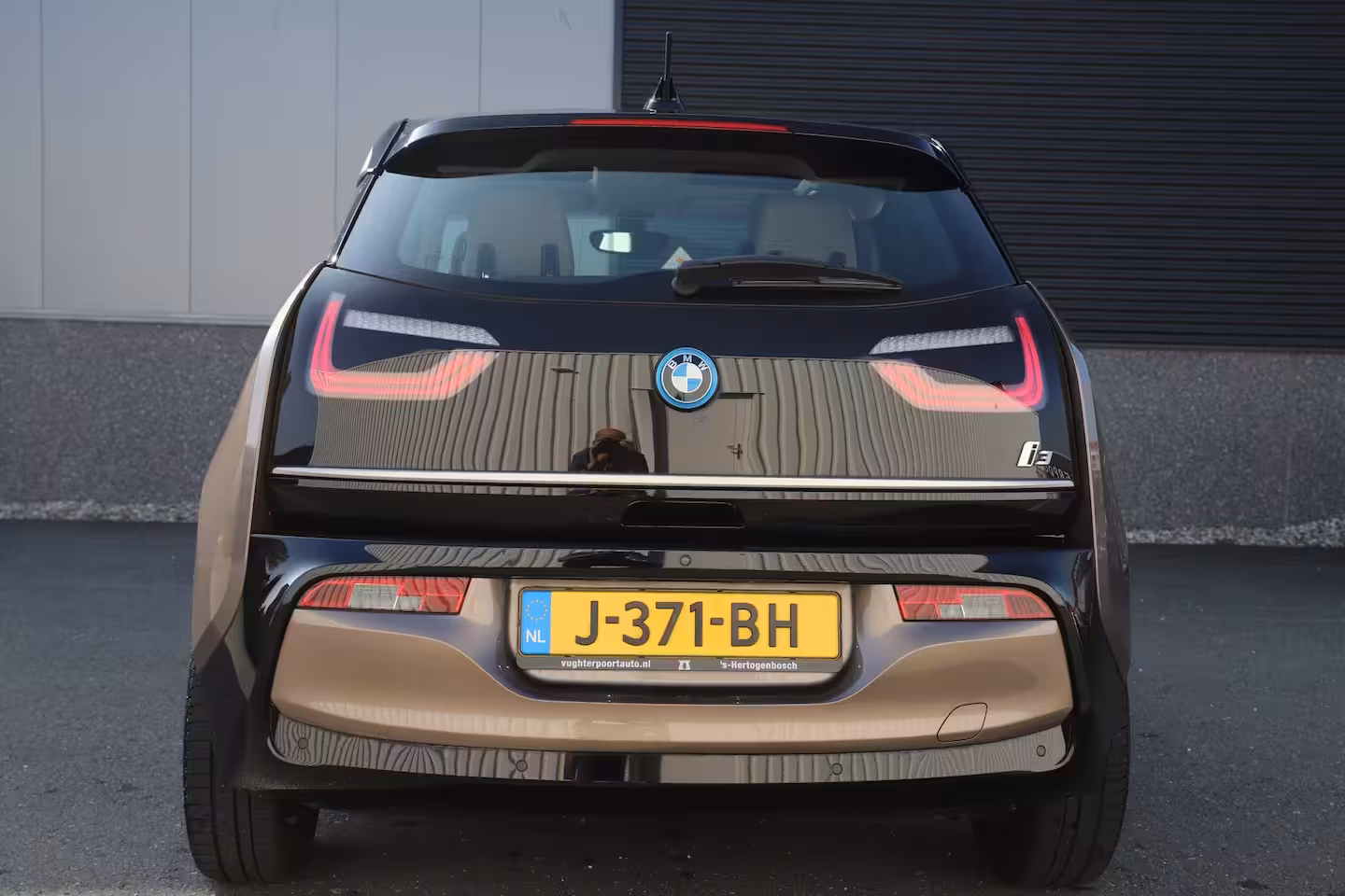 BMW i3 Executive 120Ah 42 kWh/*Lodge*/Navi-Pro/Camera/W-pomp/20"/3-fase