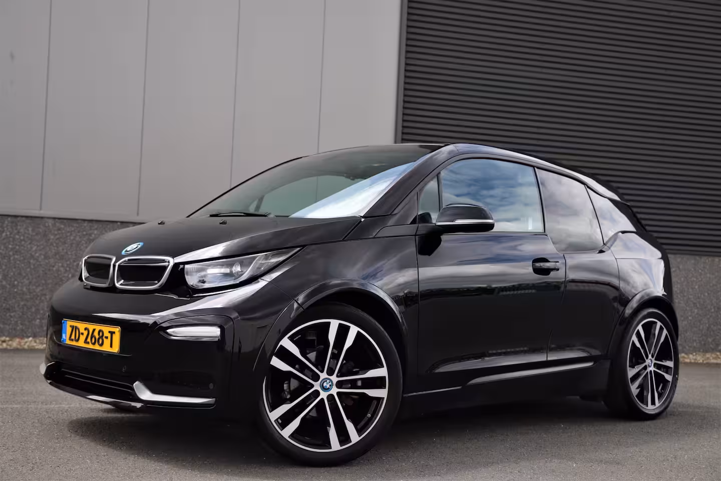 BMW i3 S Executive 120Ah/42 kWh/Sunroof/H-Kardon/Carplay/W-pomp/20"