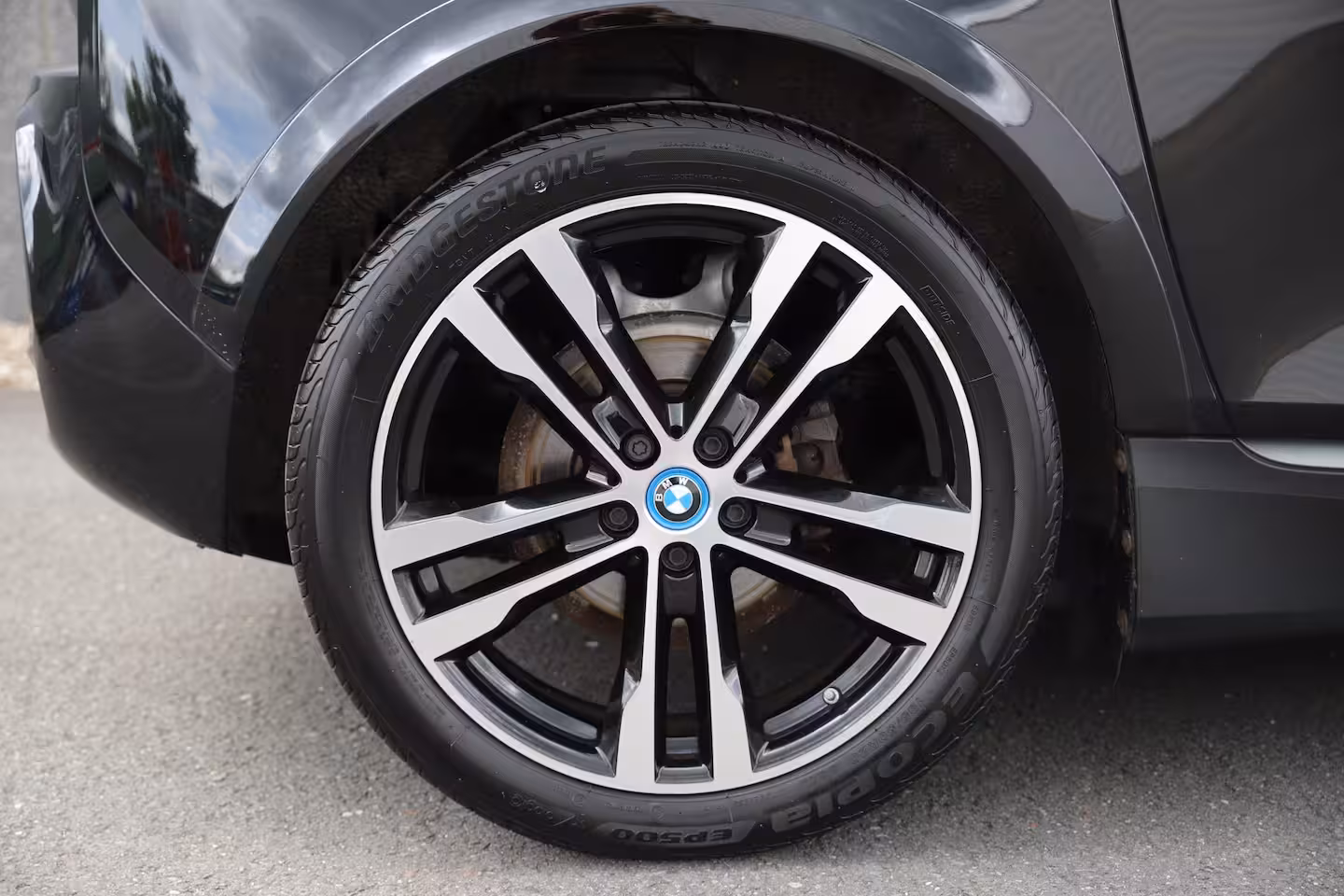 BMW i3 S Executive 120Ah/42 kWh/Sunroof/H-Kardon/Carplay/W-pomp/20"