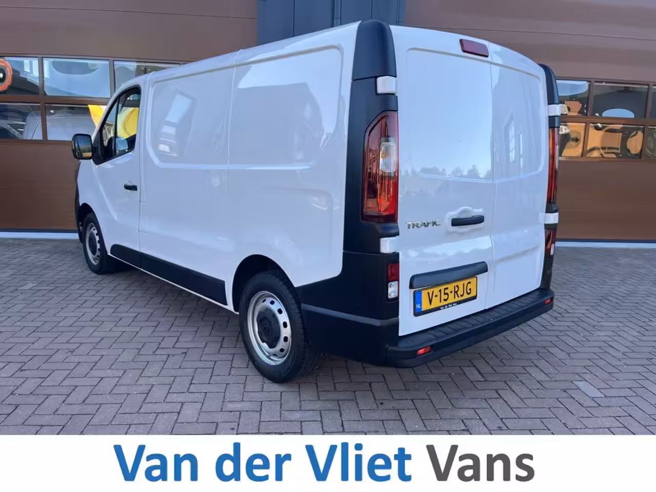 Renault Trafic 2.0 dCi 110pk E6 Générique 3p Lease €219 p/m, Led verlichting, 3 zitplaatsen, Volledig ond