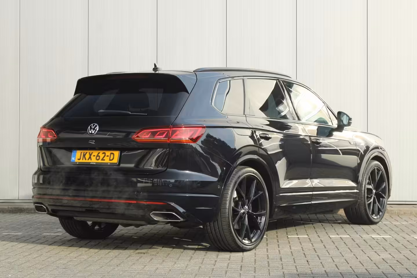 Volkswagen Touareg R 3.0 TSI eHybrid 462pk 4MOTION | Panoramadak | Trekhaak Uitklapbaar | Luchtvering | 360 C