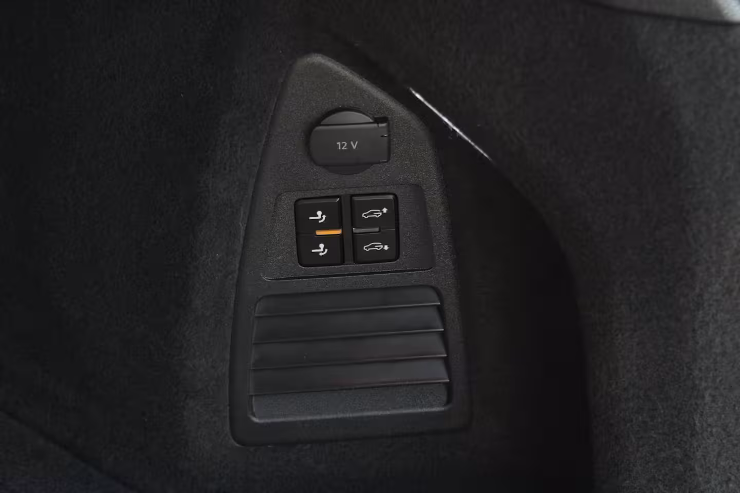 Volkswagen Touareg R 3.0 TSI eHybrid 462pk 4MOTION | Panoramadak | Trekhaak Uitklapbaar | Luchtvering | 360 C