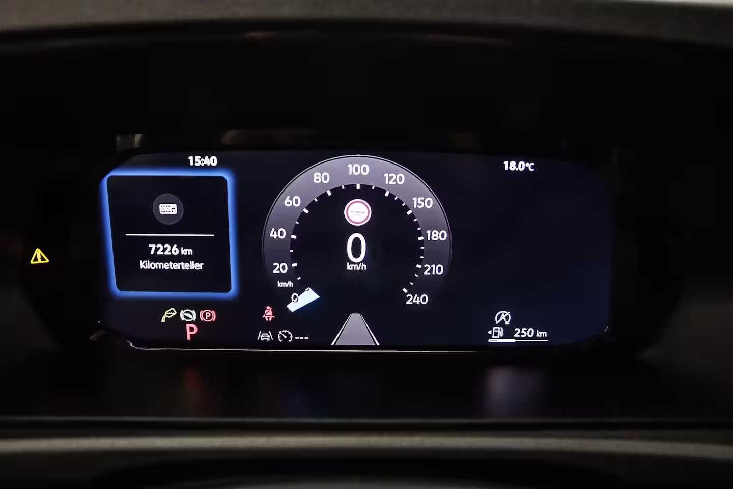 Volkswagen Caddy Cargo Maxi 2.0 TDI 122pk DSG | Navigatie | Trekhaak | Stoelverwarming | Climatronic |