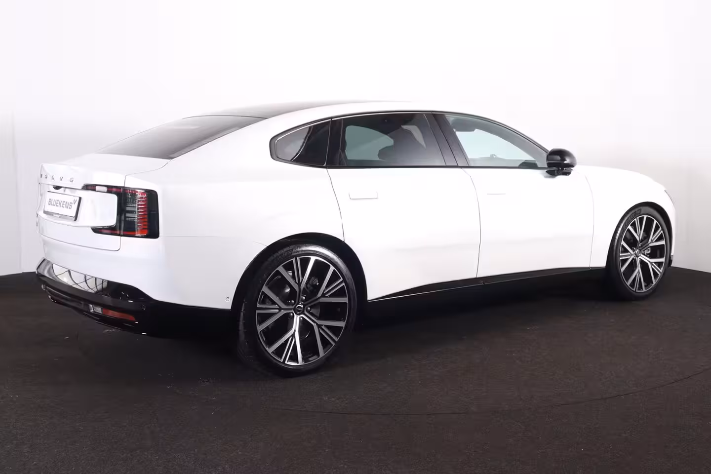 Volvo ES90 Ext. R. Ultra Launch Edition 92 kWh - Panoramadak - IntelliSafe Assist & Surround - 360º C