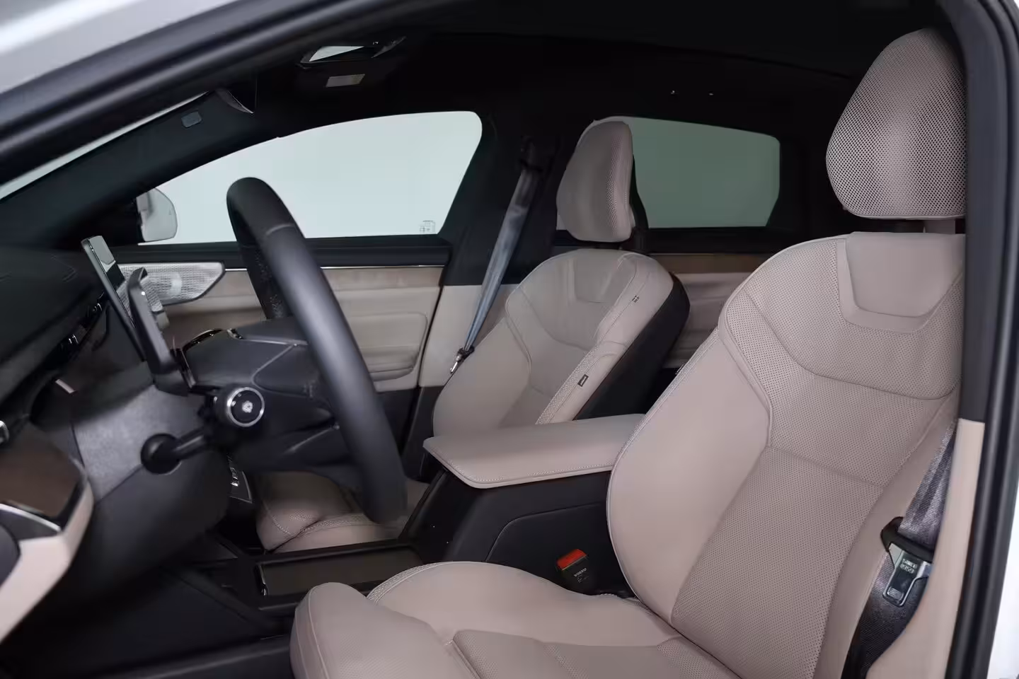 Volvo ES90 Ext. R. Ultra Launch Edition 92 kWh - Panoramadak - IntelliSafe Assist & Surround - 360º C