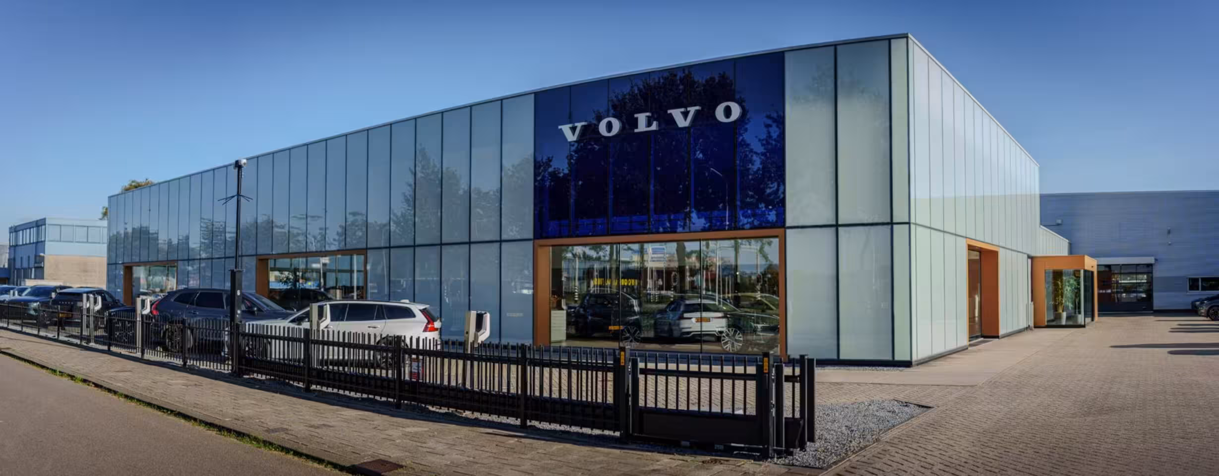 Volvo ES90 Ext. R. Ultra Launch Edition 92 kWh - Panoramadak - IntelliSafe Assist & Surround - 360º C