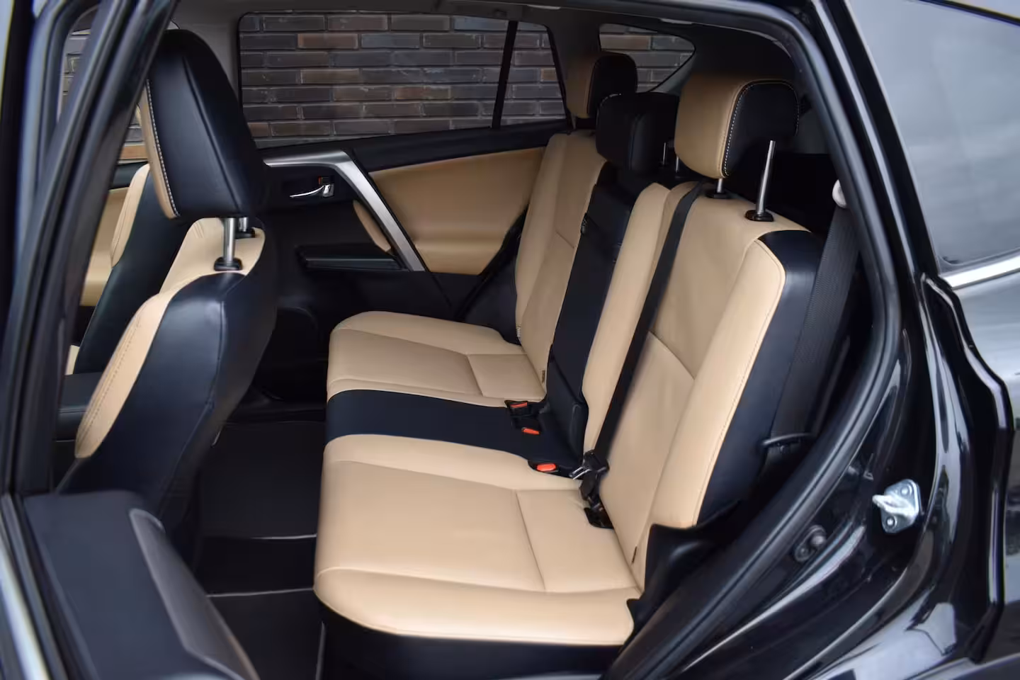 Toyota RAV4 2.5 Hybrid ECC PANODAK LEDER LMV NAVI