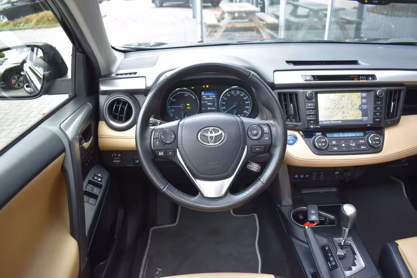 Toyota RAV4 2.5 Hybrid ECC PANODAK LEDER LMV NAVI