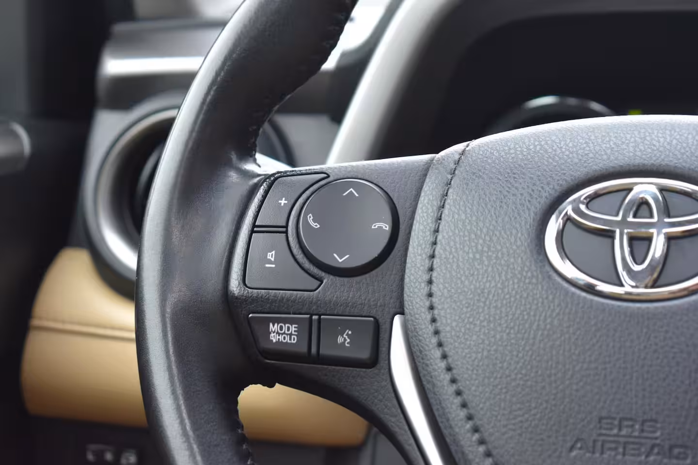 Toyota RAV4 2.5 Hybrid ECC PANODAK LEDER LMV NAVI