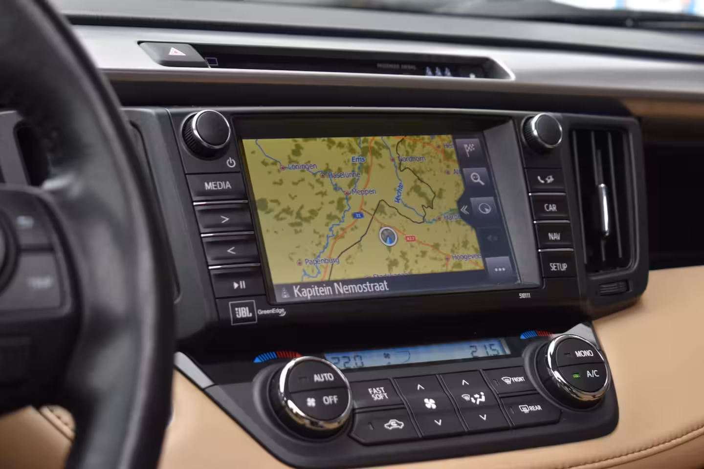 Toyota RAV4 2.5 Hybrid ECC PANODAK LEDER LMV NAVI