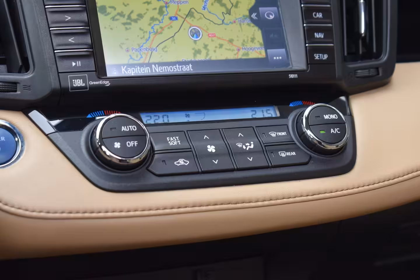 Toyota RAV4 2.5 Hybrid ECC PANODAK LEDER LMV NAVI