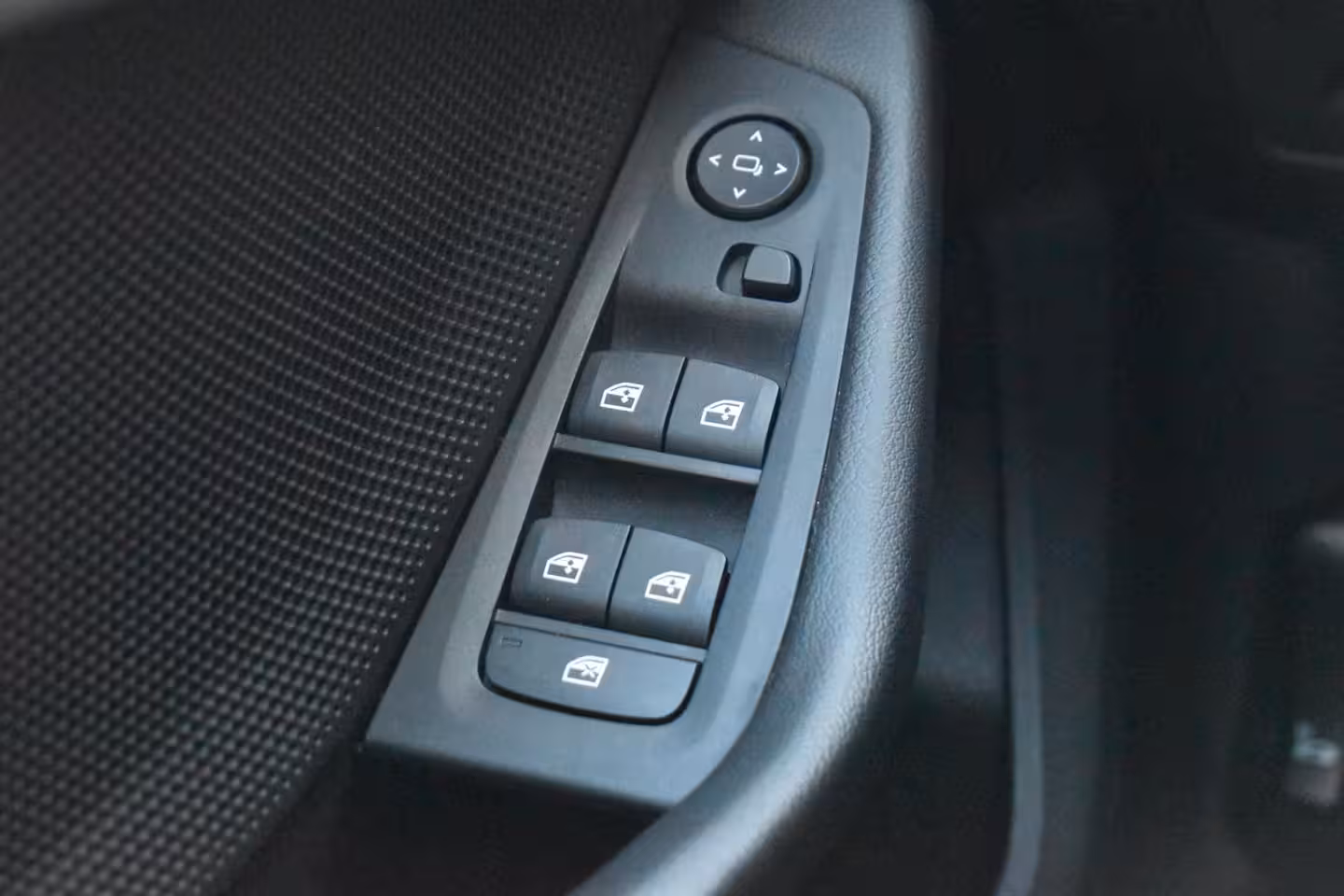 BMW 1-serie 118i ECC LMV NAVI VIRTUAL