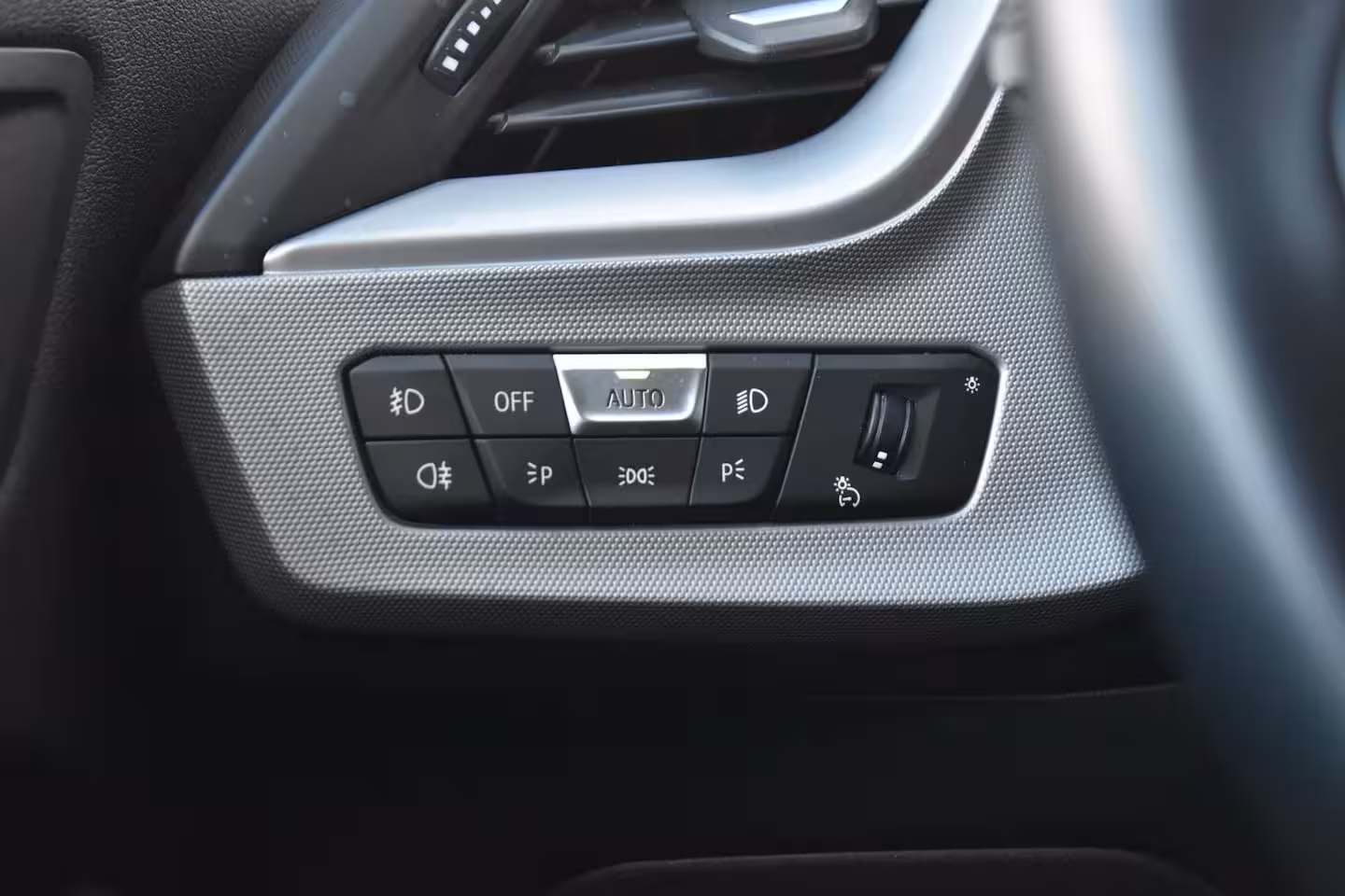 BMW 1-serie 118i ECC LMV NAVI VIRTUAL