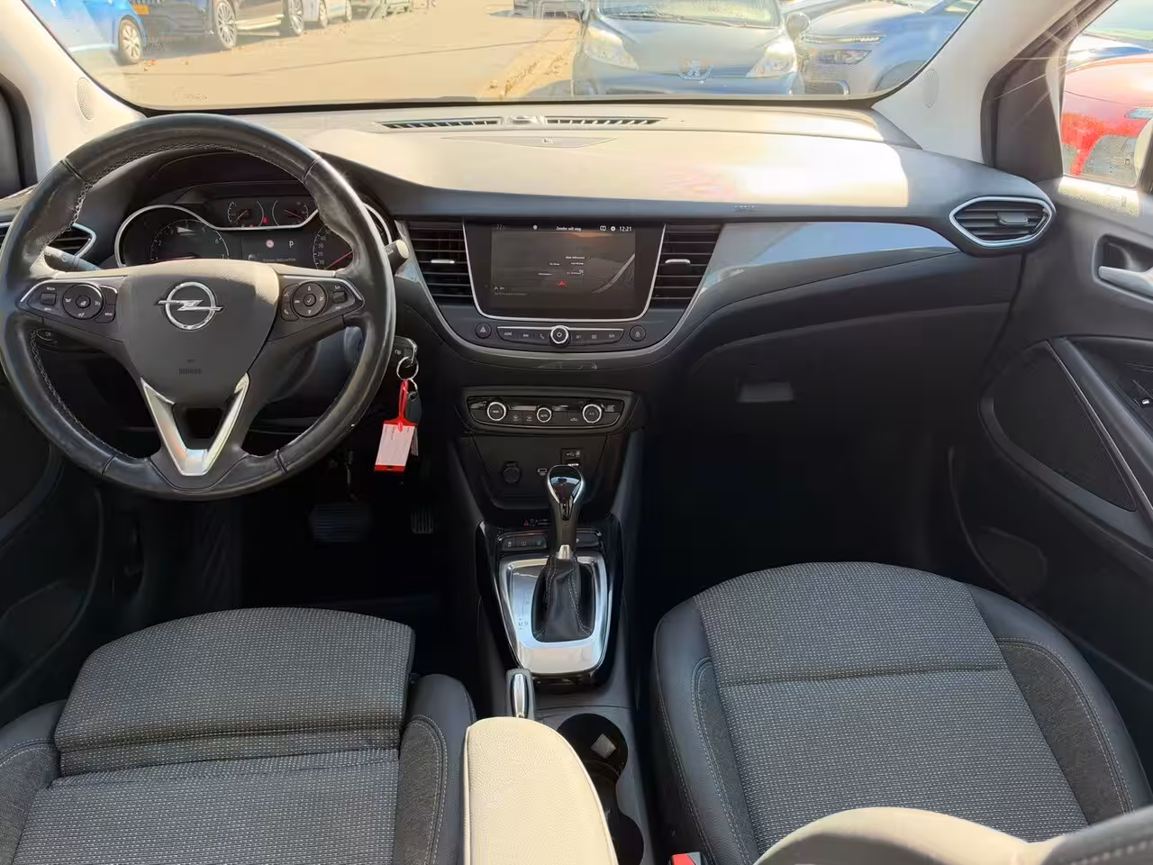 Opel Crossland 1.2 Turbo Elegance, Navigatie, Camera, Automaat, Stoel/Stuur verwarming, 1ste eigenaar, De