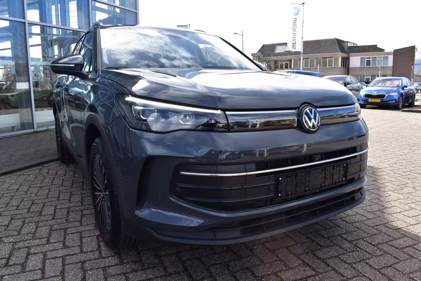 Volkswagen Tiguan Life Edition - eHybrid | 'App-Connect' draadloze smartphone integratie | Automatische afst