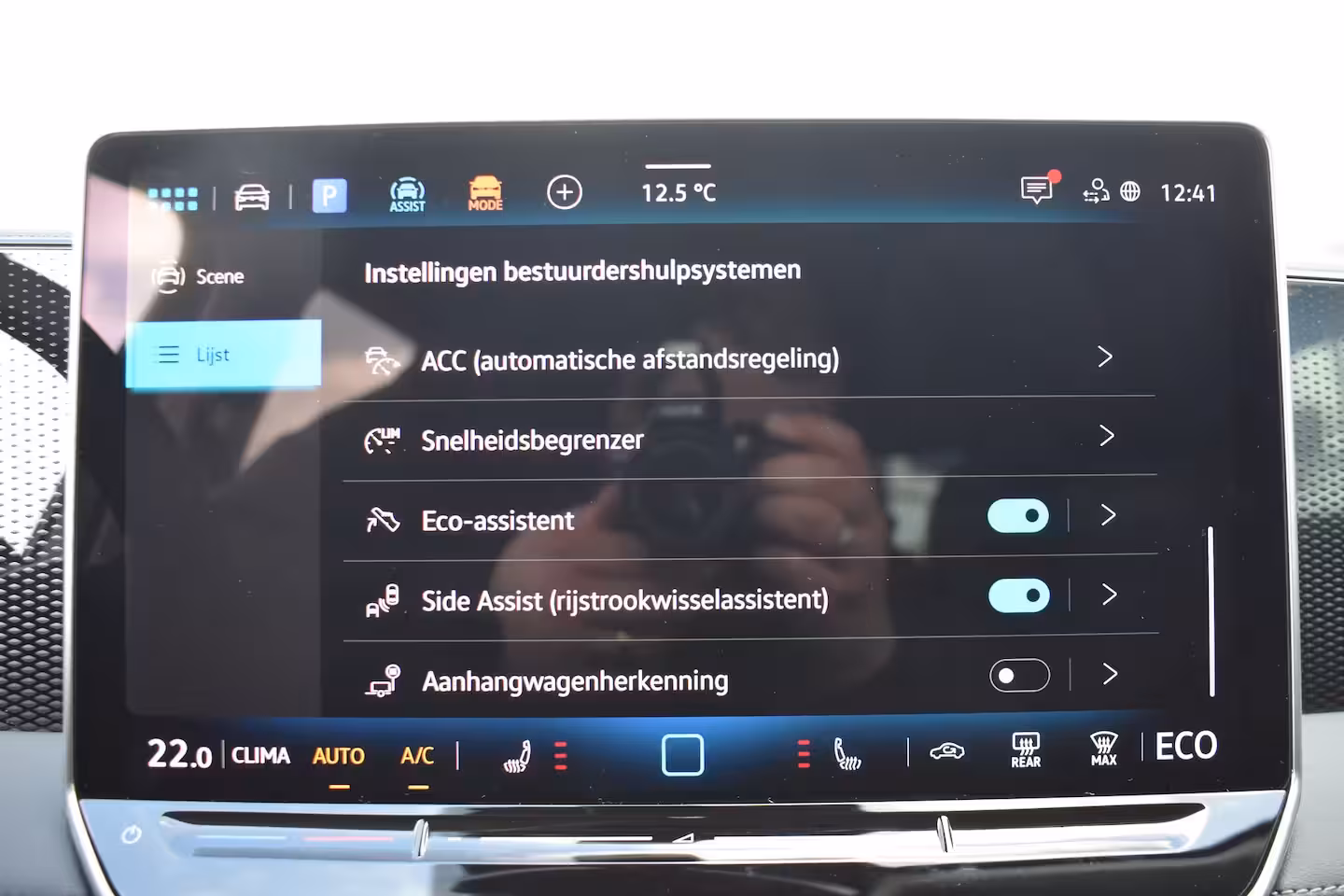 Volkswagen Tiguan Life Edition - eHybrid | 'App-Connect' draadloze smartphone integratie | Automatische afst