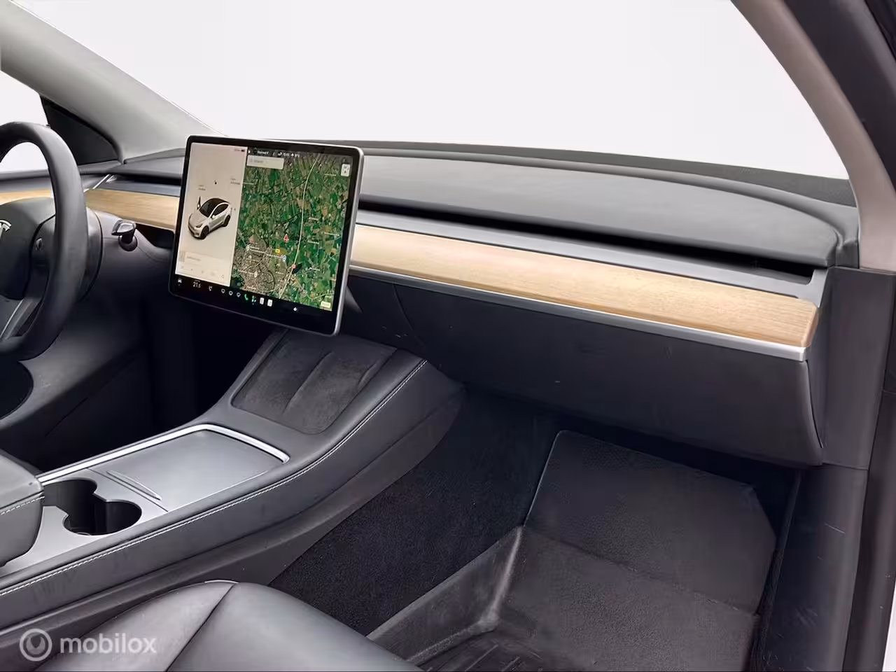 Tesla Model Y Long Range Dual Motor / Trekhaak / 21"