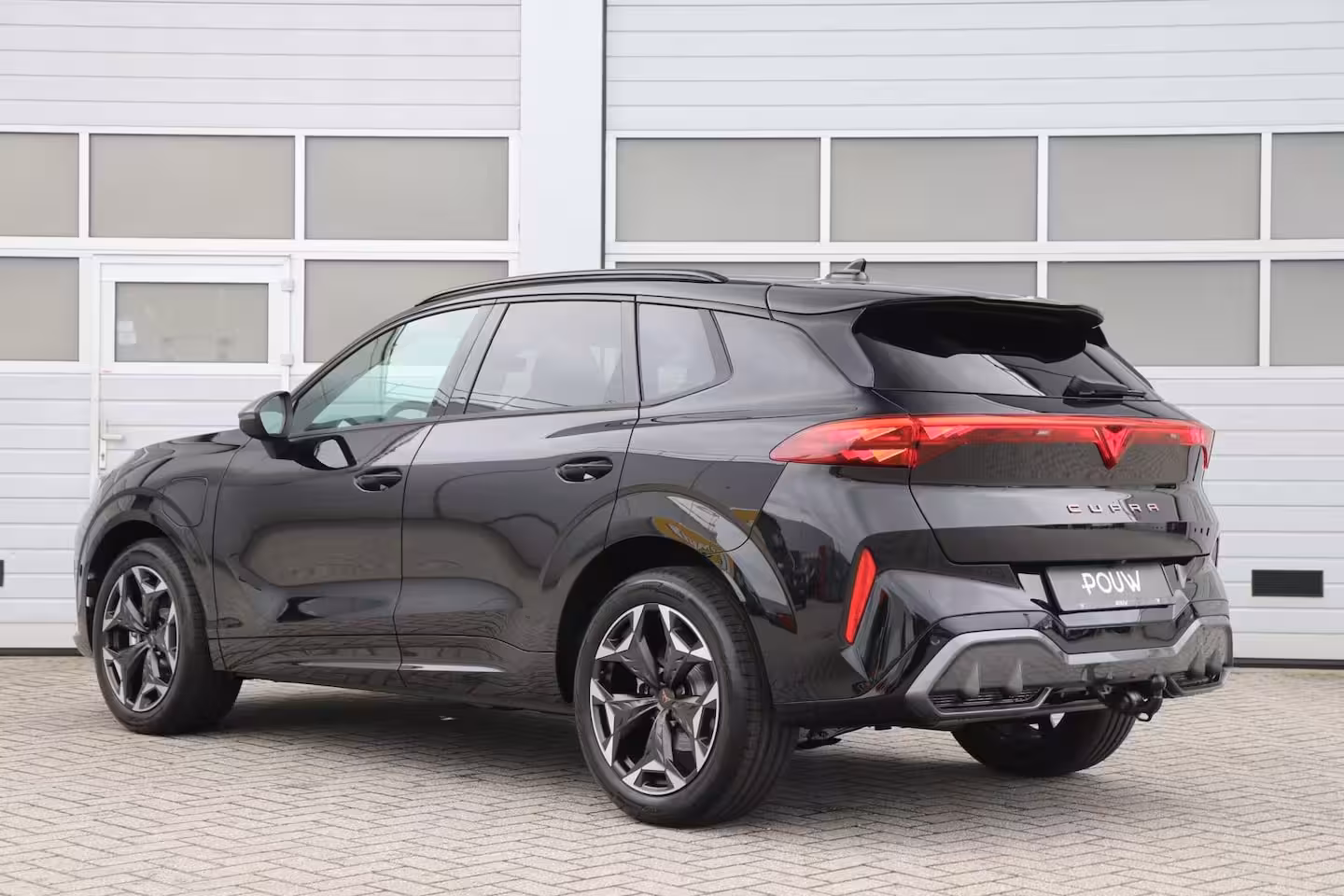 Cupra Terramar 1.5 TSI 204pk e-Hybrid | Panoramadak | Trekhaak | Stoelverwarming | Full Link | Achteruitr