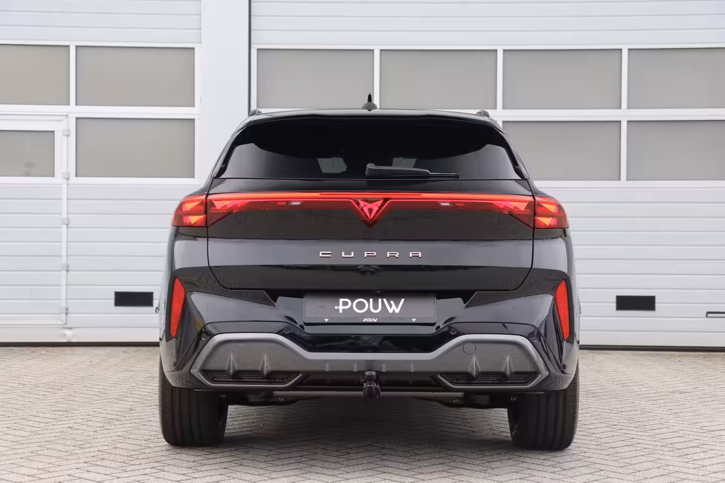 Cupra Terramar 1.5 TSI 204pk e-Hybrid | Panoramadak | Trekhaak | Stoelverwarming | Full Link | Achteruitr
