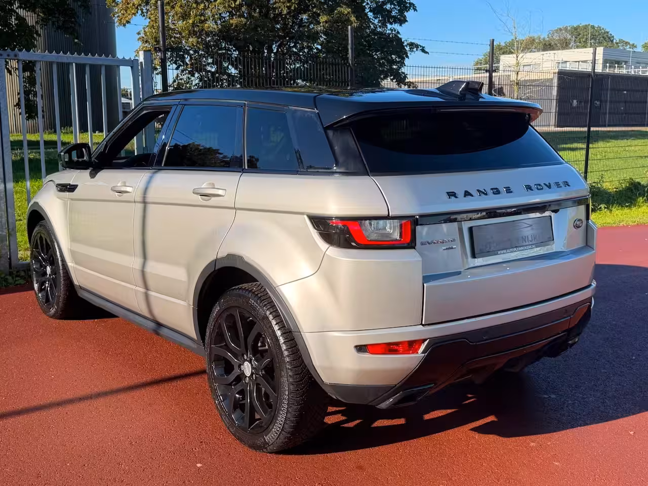 Land Rover Range Rover Evoque 2.0 TD4 HSE Dynamic Pano 20inch Memory Sfeerverl