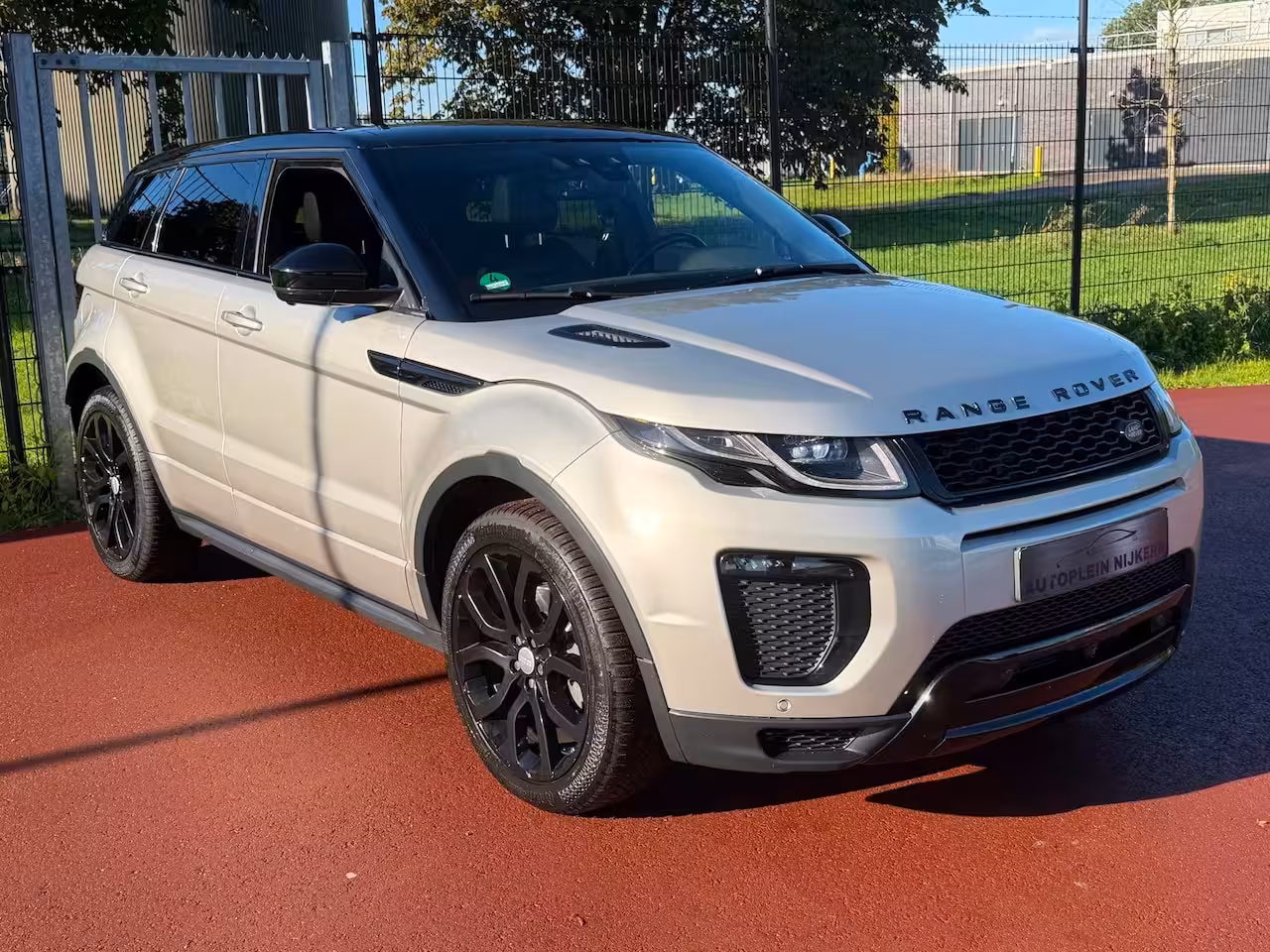 Land Rover Range Rover Evoque 2.0 TD4 HSE Dynamic Pano 20inch Memory Sfeerverl