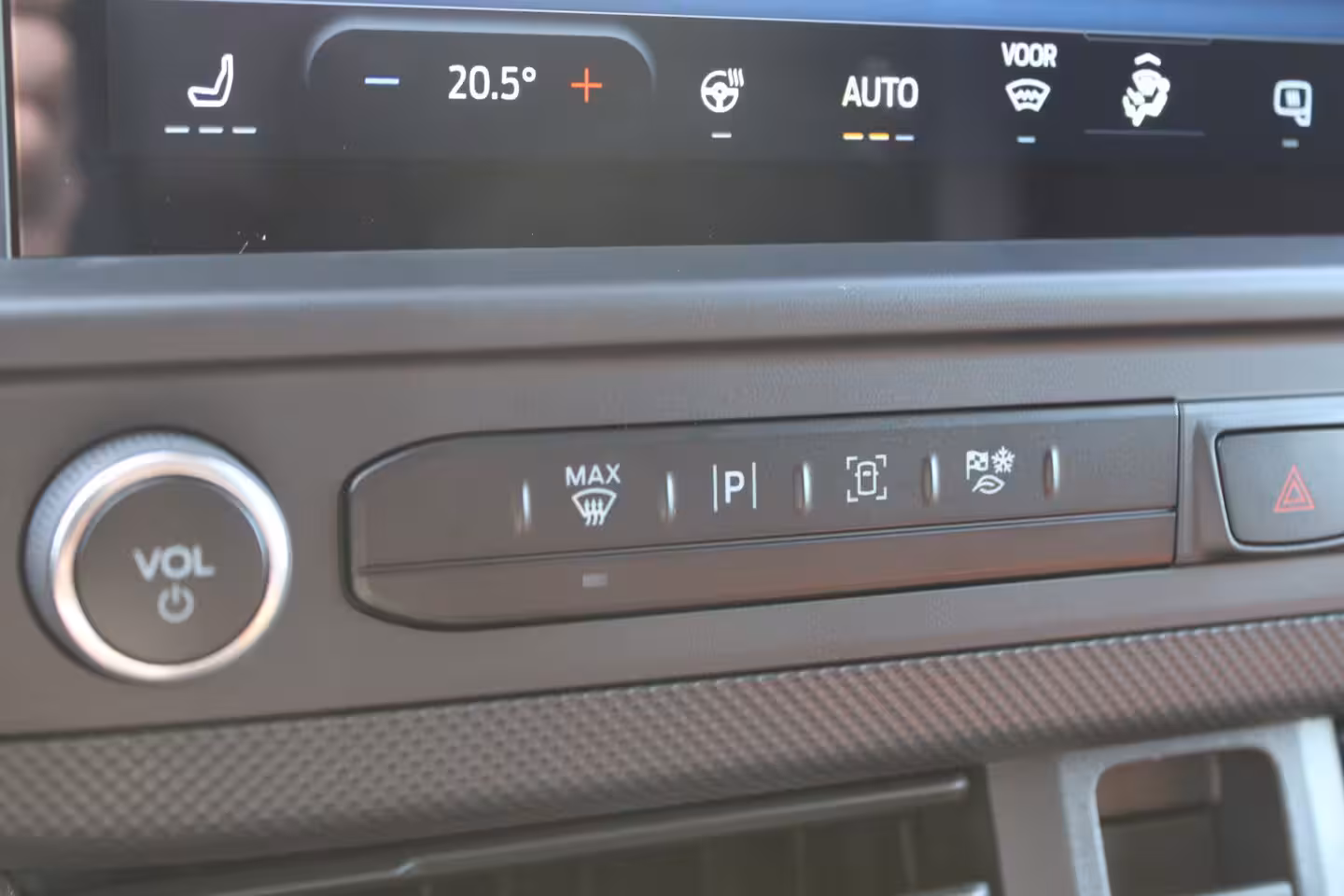 Ford E-Transit Cust. 340 L2H1 Trend 71 kWh |MATRIX-LED|STUUR+STOELVERWARMING|CAMERA|