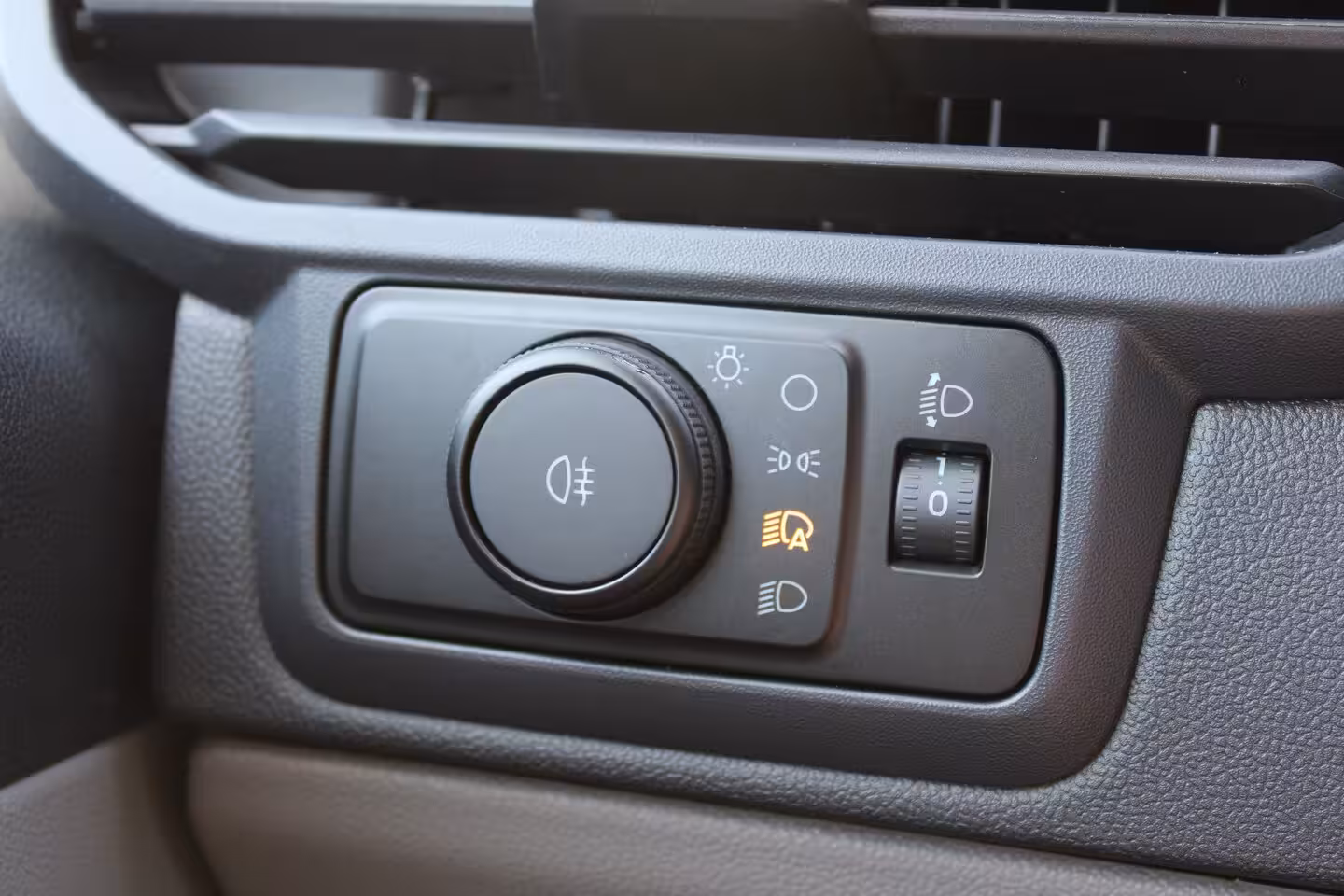 Ford E-Transit Cust. 340 L2H1 Trend 71 kWh |MATRIX-LED|STUUR+STOELVERWARMING|CAMERA|