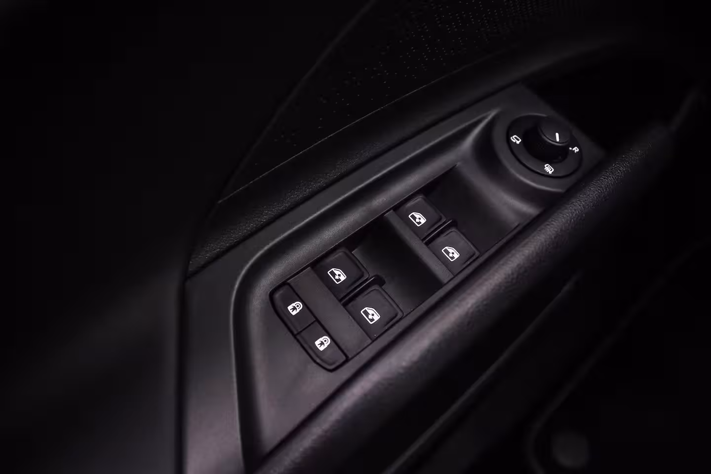 Skoda Enyaq Coupé iV 60 Sportline 180pk Automaat Trekhaak, Warmtepomp, Panoramadak, Adaptive cruise control, CA
