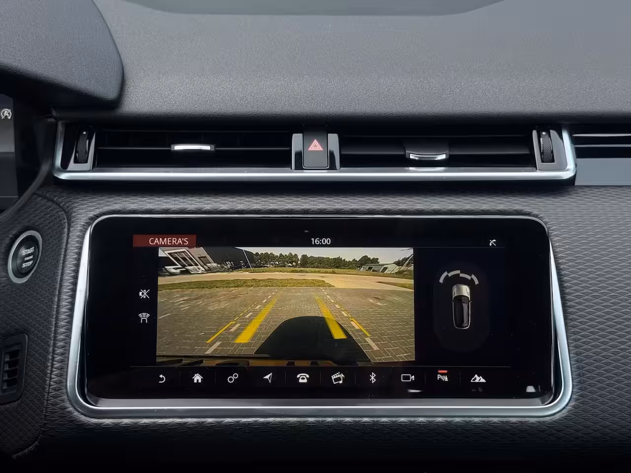 Land Rover Range Rover Velar 2.0 I4 Turbo AWD SE FULL | ORG NL | PANO | LEDER | NAVI | CR CONTROL | MF STUUR |