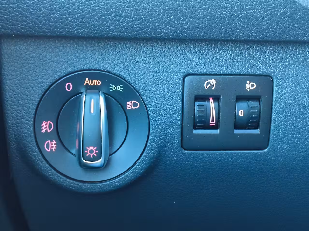 Volkswagen Caddy 1.4 TSI AUTOMAAT Rijklaar “Sinds 1970 | 5.000+ reviews | Score 9, 5 | Service zoals ’t hoo