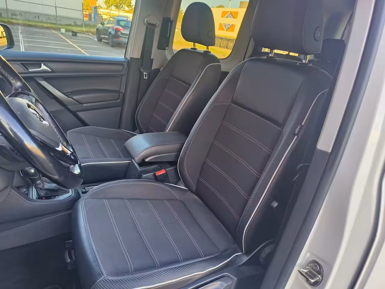 Volkswagen Caddy 1.4 TSI AUTOMAAT Rijklaar “Sinds 1970 | 5.000+ reviews | Score 9, 5 | Service zoals ’t hoo
