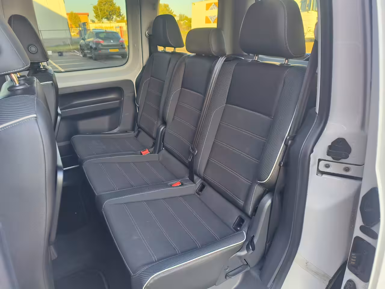 Volkswagen Caddy 1.4 TSI AUTOMAAT Rijklaar “Sinds 1970 | 5.000+ reviews | Score 9, 5 | Service zoals ’t hoo