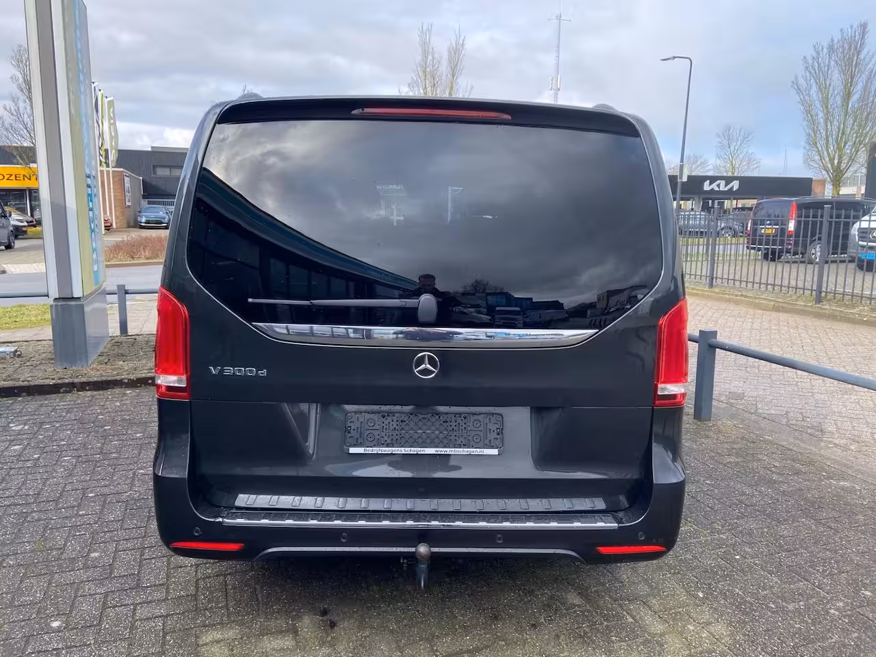 Mercedes-Benz V-klasse 300d Lang DC Avantgarde | AMG edition | Distronic | 360° Camera