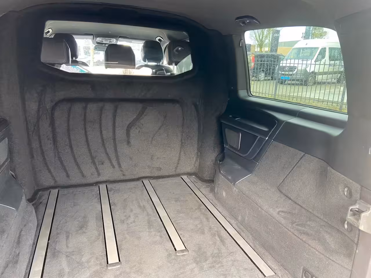 Mercedes-Benz V-klasse 300d Lang DC Avantgarde | AMG edition | Distronic | 360° Camera