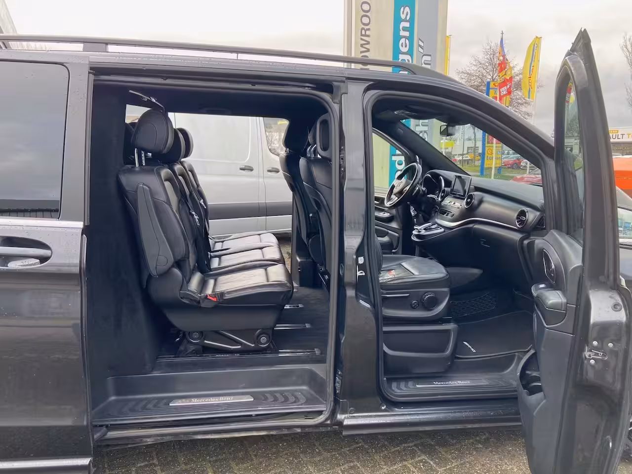 Mercedes-Benz V-klasse 300d Lang DC Avantgarde | AMG edition | Distronic | 360° Camera