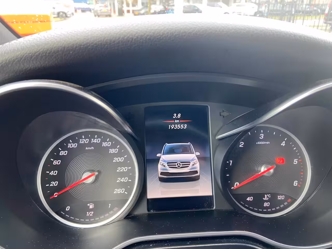 Mercedes-Benz V-klasse 300d Lang DC Avantgarde | AMG edition | Distronic | 360° Camera