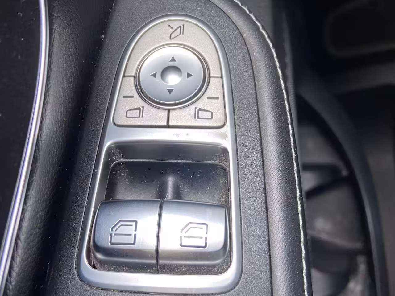 Mercedes-Benz V-klasse 300d Lang DC Avantgarde | AMG edition | Distronic | 360° Camera