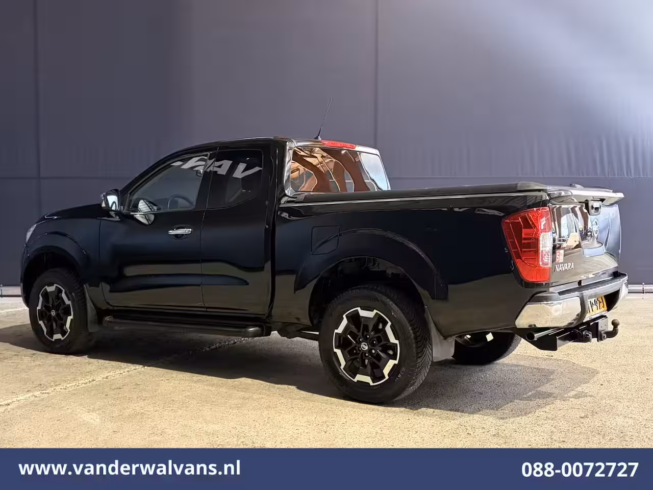 Nissan Navara 2.3 dCi 164pk 4x4 Aandrijving Euro6 Airco | 3500kg trekhaak | Camera | Cruisecontrol | LM