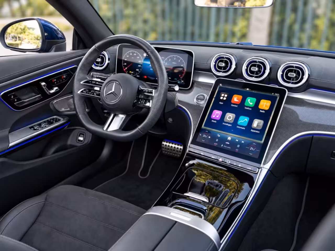 Mercedes-Benz CLE Cabriolet CLE 200 AMG Line | Burmester | Trekhaak | Rij-Assistentiepakket | Memory
