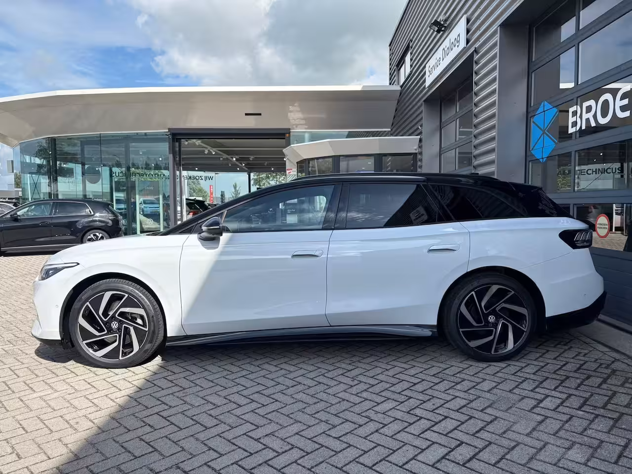 Volkswagen ID.7 Tourer Limited Edition Plus | Koplampverlichting LED Matrix (IQ.Light) | Sfeerverlichting interie