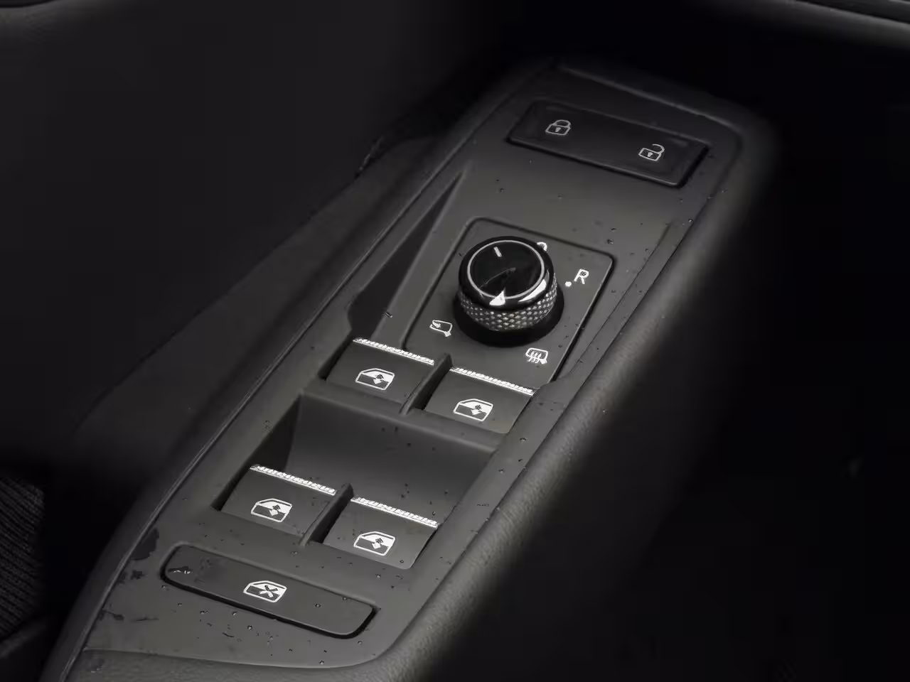 Volkswagen ID.3 Neo Life | Airconditioning automatisch, 2-zone (Climatronic) | Automatische afstandsregeling (