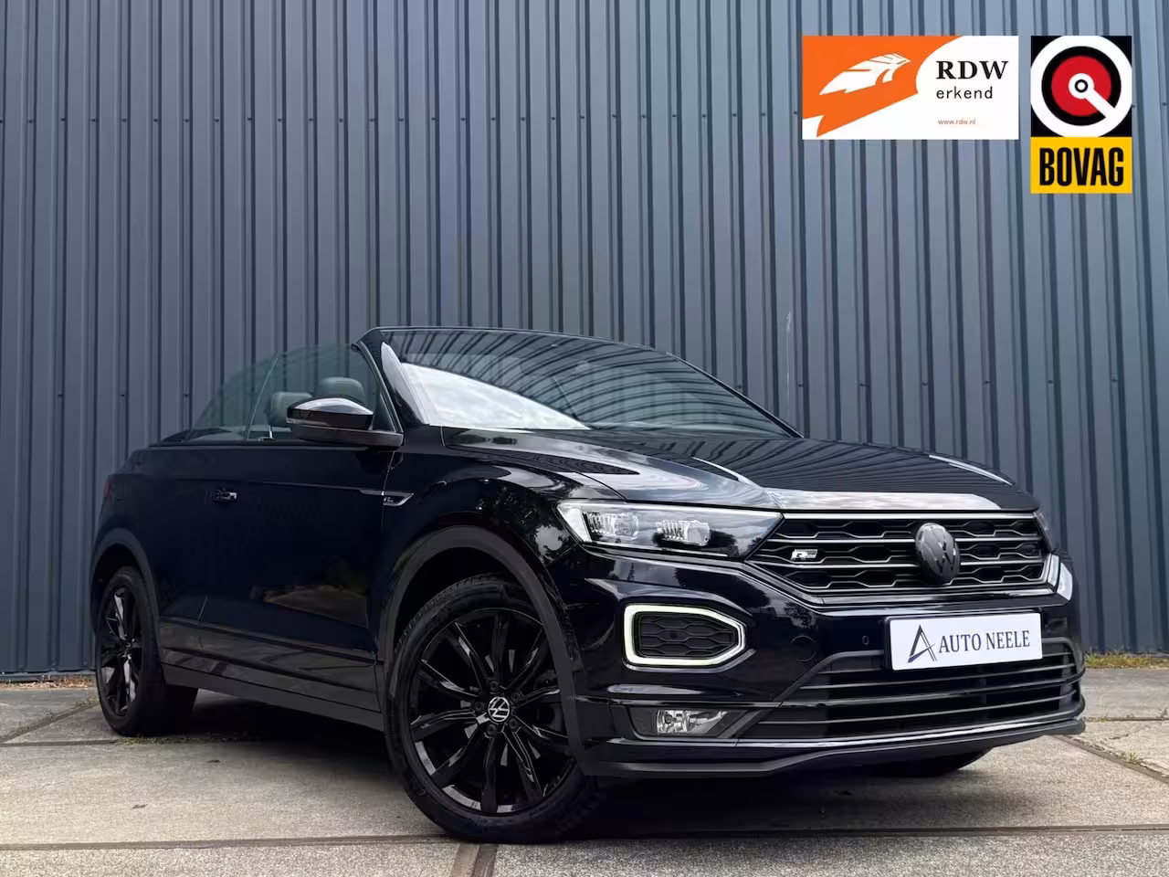 Volkswagen T-Roc Cabrio 1.5 TSI R-Line Carplay, dodehoek