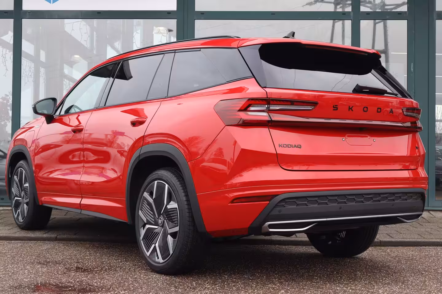 Skoda Kodiaq Sportline Business | Achteruitrijcamera | Crew Protect Assist | Cruise control met speedli