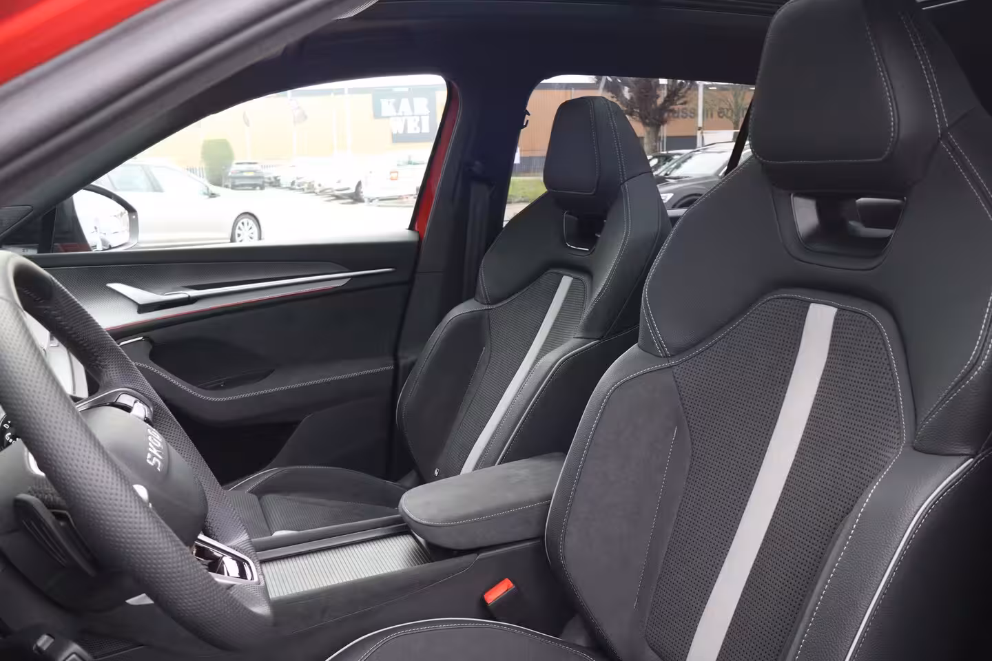Skoda Kodiaq Sportline Business | Achteruitrijcamera | Crew Protect Assist | Cruise control met speedli