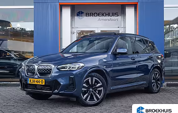 BMW iX3 Executive 80 kWh | Pano | Trekhaak | Leder | Memory | Adap.cruise | Camera | Digitaal dash
