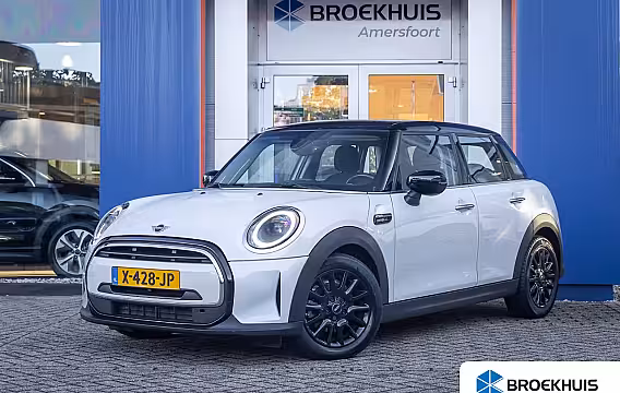 Mini 5-Deurs 1.5 Cooper Camden Edition | Cruise control | Clima | Apple Carplay/Android Auto | Parkeers